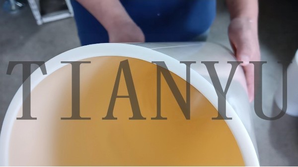 收卷薄膜卷底有折皺的時(shí)候該如何直接解決